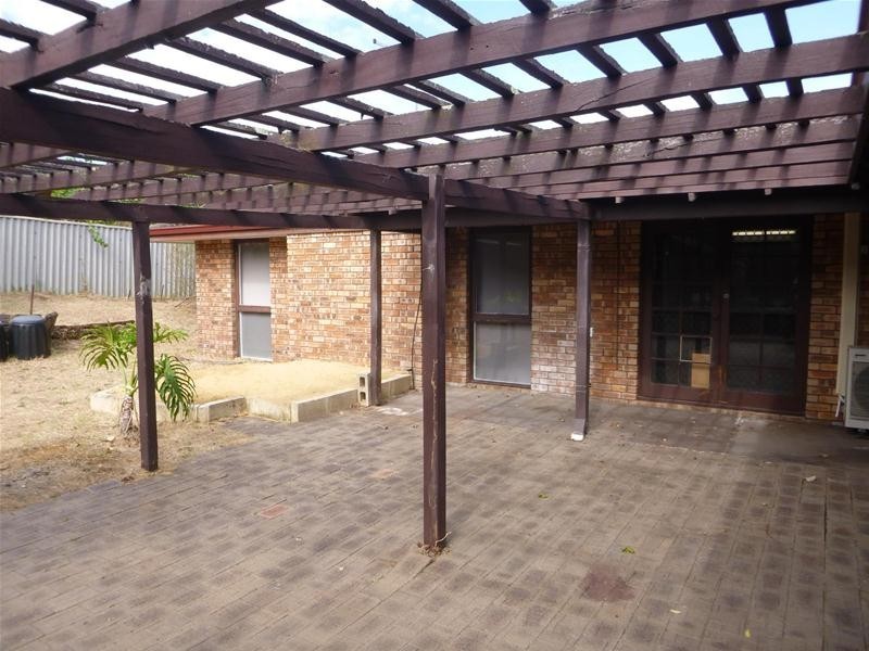 26 Cimbrook Way, Duncraig WA 6023