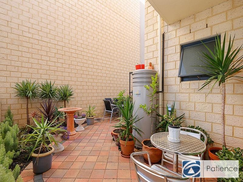 6/160 Lakeside Drive, Joondalup WA 6027