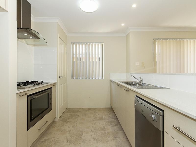 12 Goodalli Street, Jindalee WA 6036