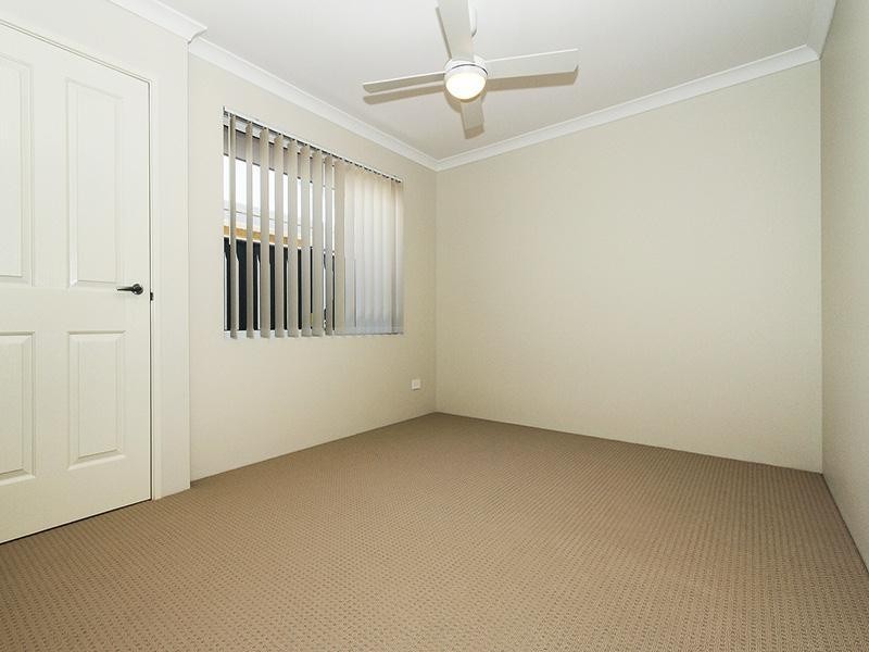 12 Goodalli Street, Jindalee WA 6036