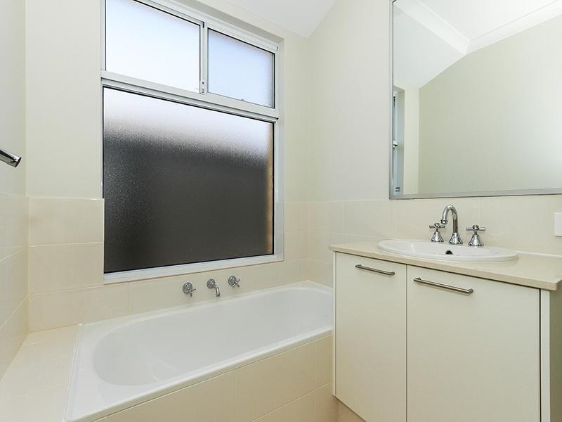 12 Goodalli Street, Jindalee WA 6036