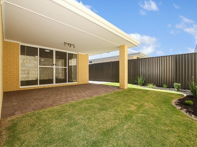 12 Goodalli Street, Jindalee WA 6036