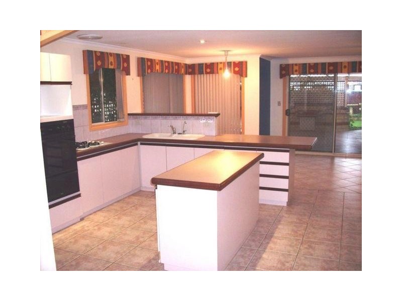 10 Troubridge Retreat, Ocean Reef WA 6027