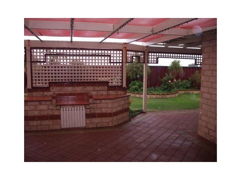 10 Troubridge Retreat, Ocean Reef WA 6027