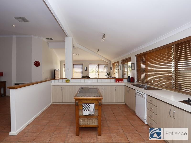 12 Iroquois Gardens, Joondalup WA 6027