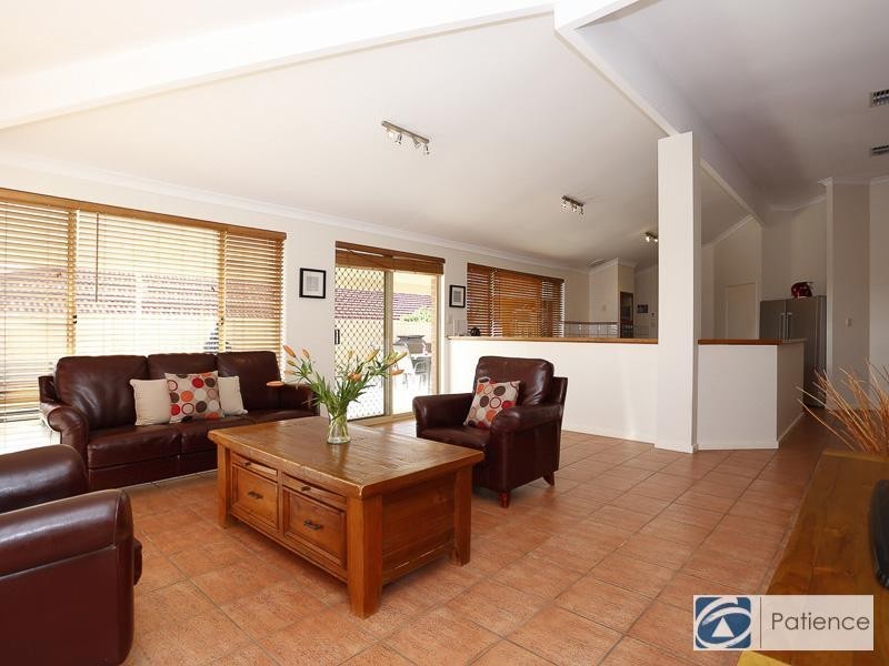 12 Iroquois Gardens, Joondalup WA 6027