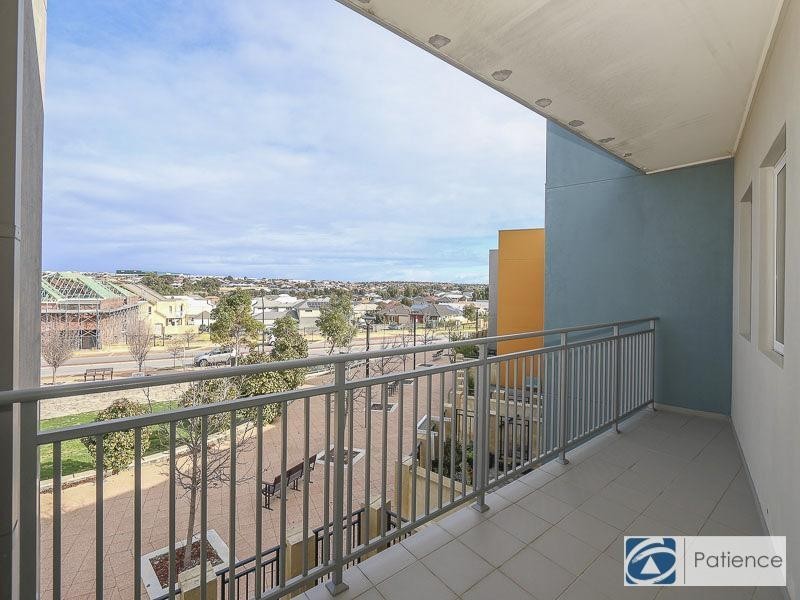 8/10 Pavonia Link, Clarkson WA 6030