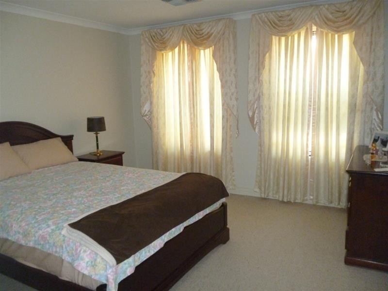 44 Miramare Boulevard, Currambine WA 6028