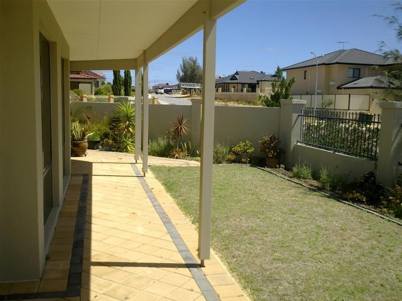 44 Miramare Boulevard, Currambine WA 6028