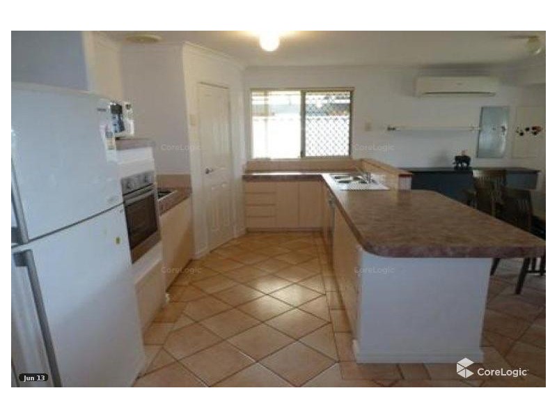 6 Graduate Place, Marangaroo WA 6064
