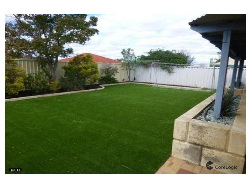 6 Graduate Place, Marangaroo WA 6064
