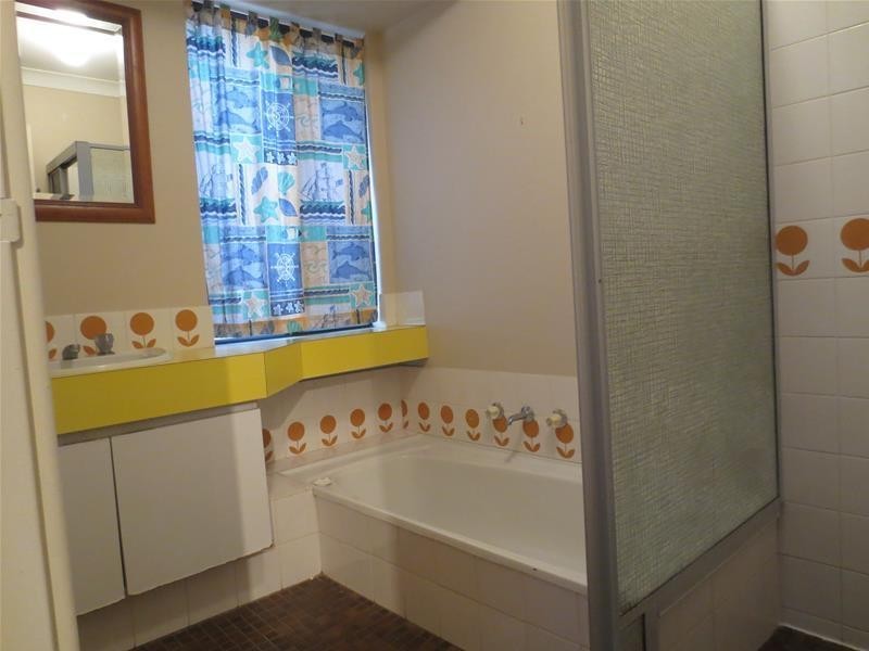 6 Edgley Place, Thornlie WA 6108