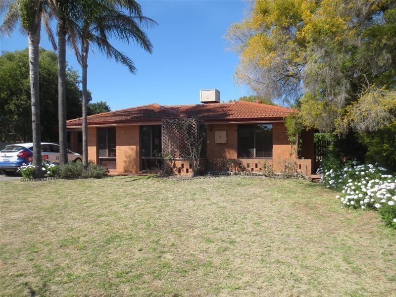 6 Edgley Place, Thornlie WA 6108