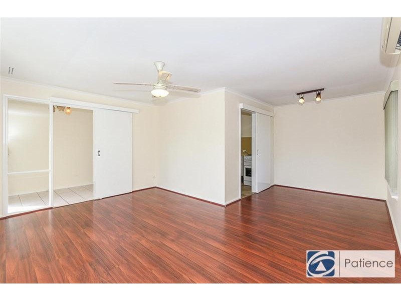 2 Abney Street, Beldon WA 6027