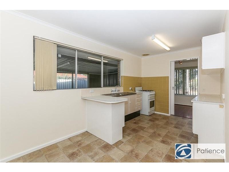 2 Abney Street, Beldon WA 6027
