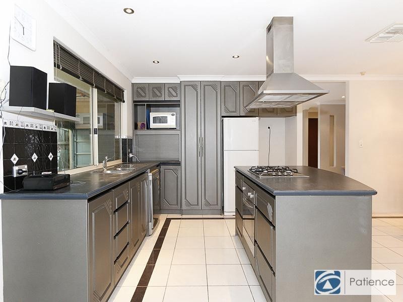 16 Naivasha Turn, Joondalup WA 6027