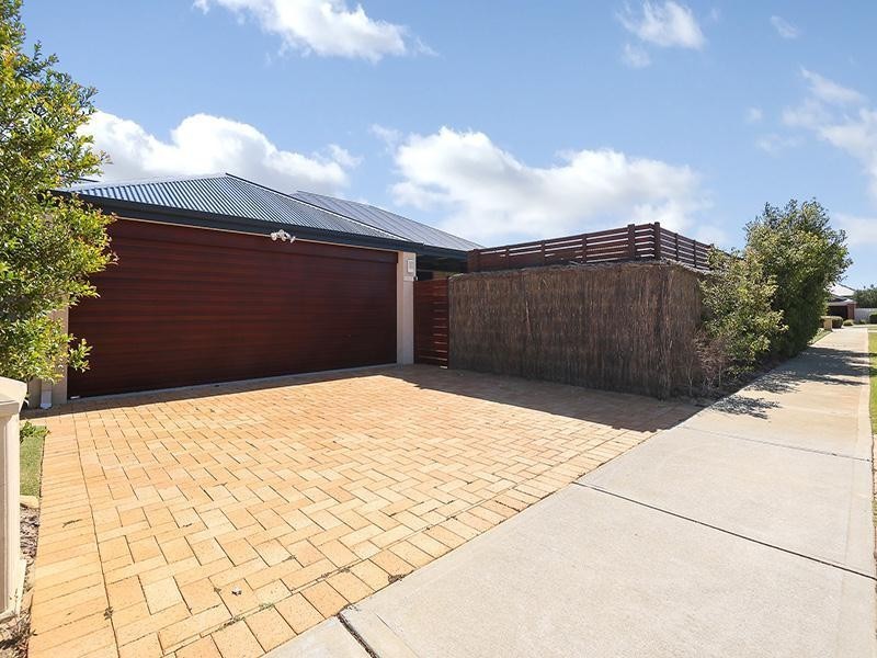 4 Erina Way, Ridgewood WA 6030