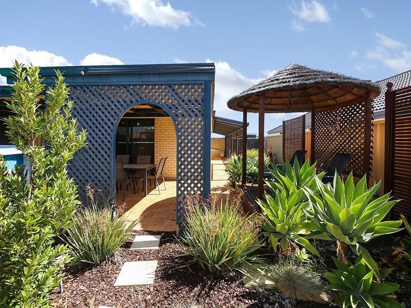 4 Erina Way, Ridgewood WA 6030