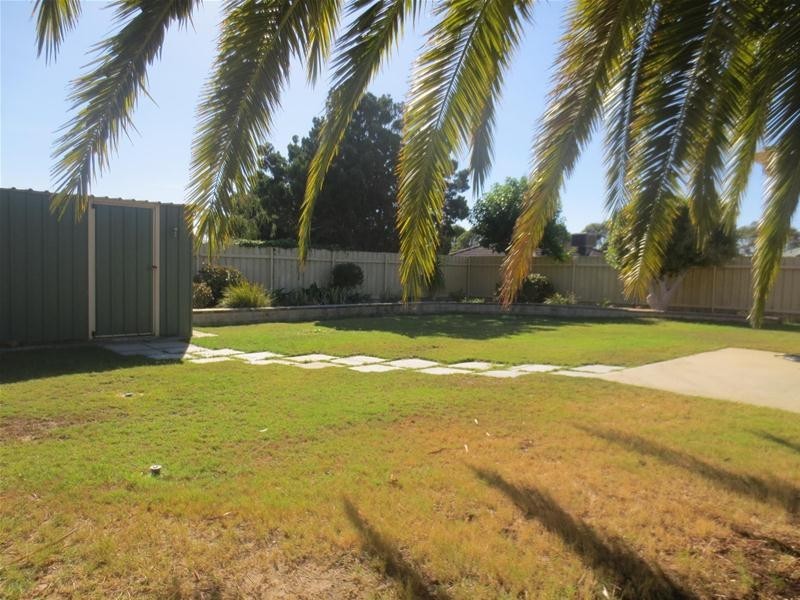 42 Palermo Court, Merriwa WA 6030