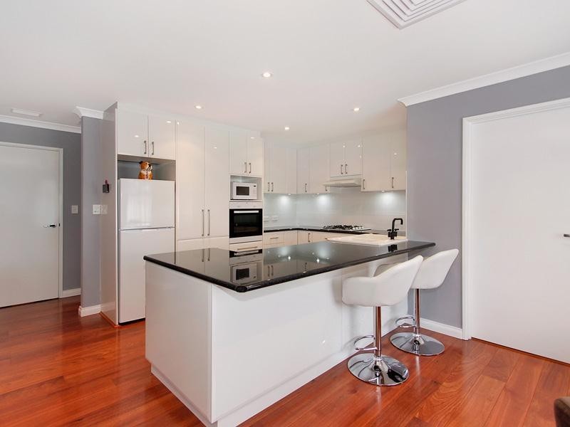 7 Ullswater Glade, Joondalup WA 6027