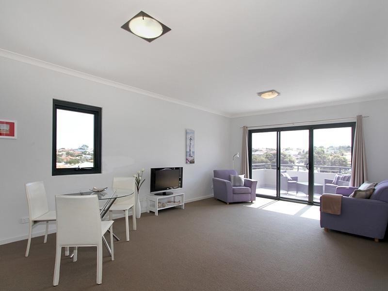 33/1 Sunlander Drive, Currambine WA 6028