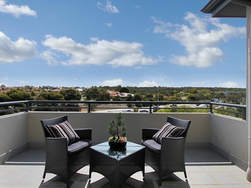 33/1 Sunlander Drive, Currambine WA 6028