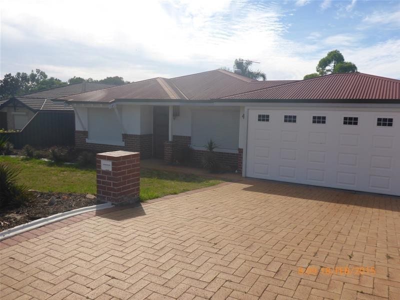 44 Viridian Drive, Banksia Grove WA 6031