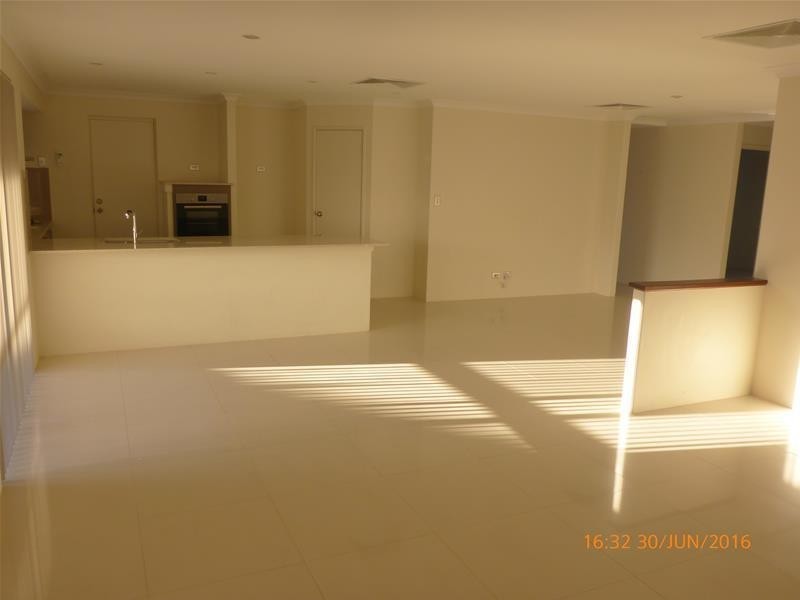 139 Kinross Drive, Kinross WA 6028