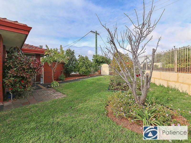 1 Marsden Way, Padbury WA 6025