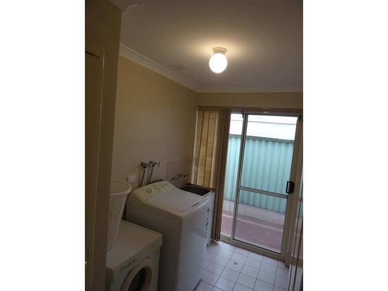 4/21 Quondong Street, Nollamara WA 6061