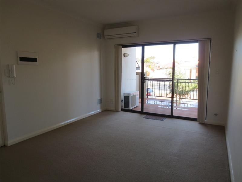 3/9 Shoveler Terrace, Joondalup WA 6027