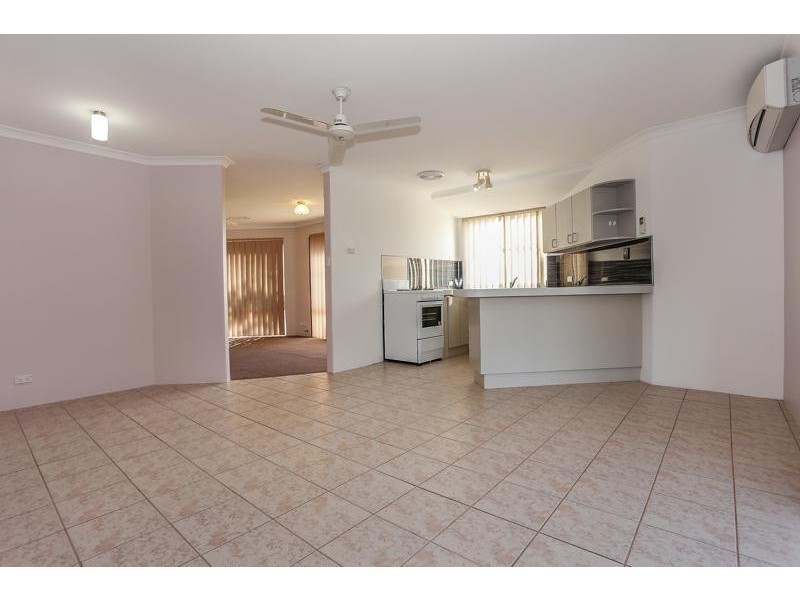 11A Roanoke Grove, Connolly WA 6027