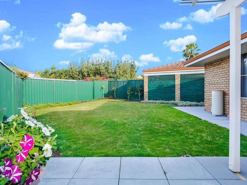 11A Roanoke Grove, Connolly WA 6027