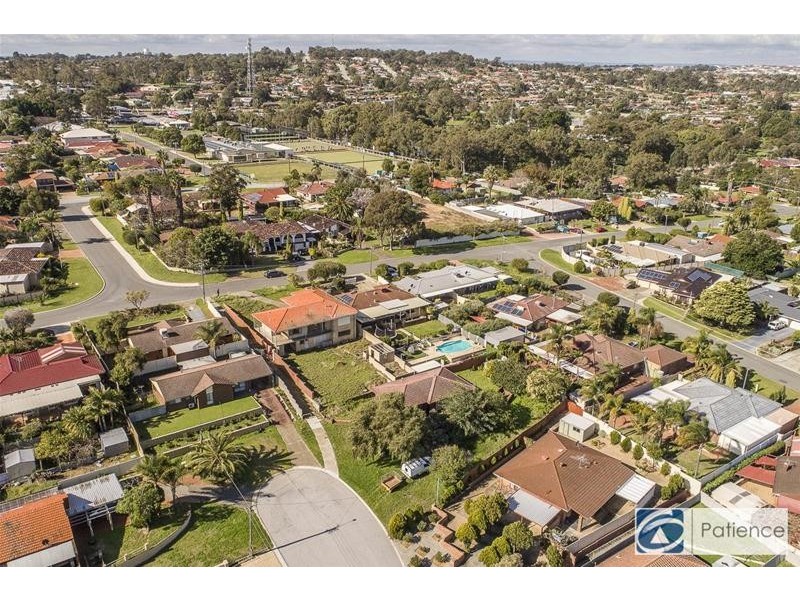 18 Wardong Place, Wanneroo WA 6065