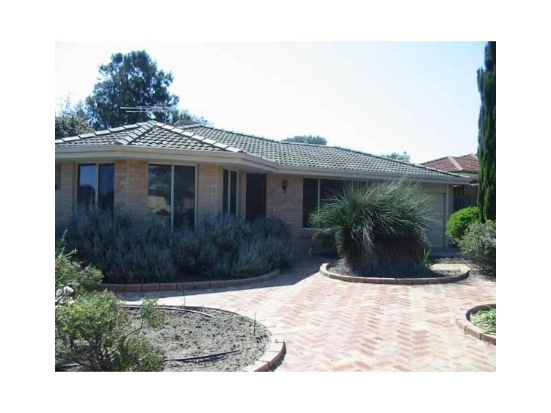 17 Simcoe Court, Joondalup WA 6027