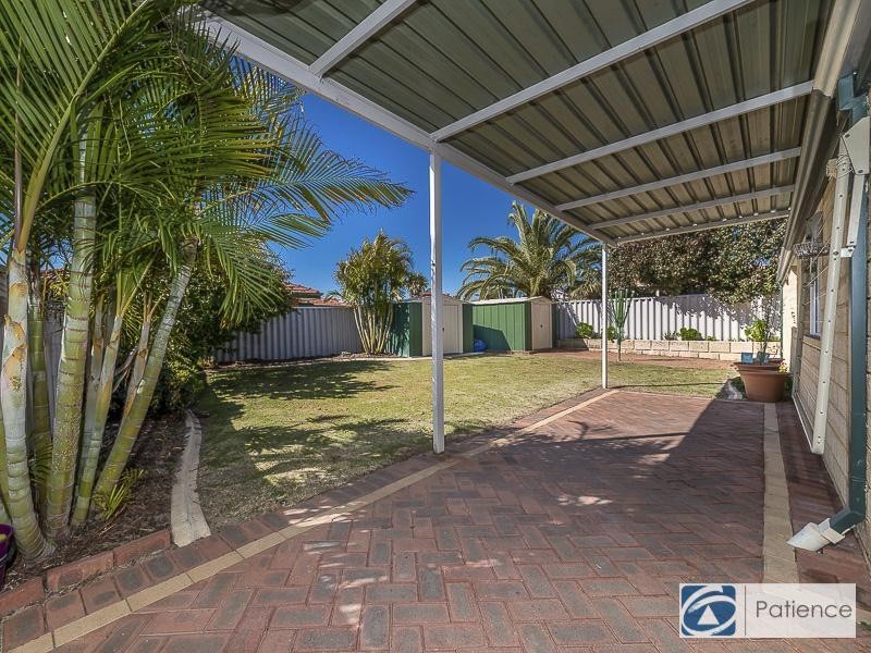 19 Glenfine Way, Carramar WA 6031