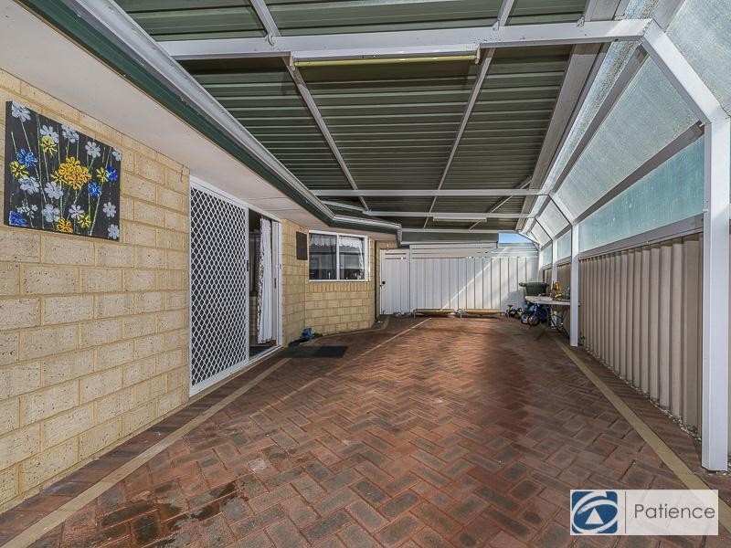 19 Glenfine Way, Carramar WA 6031