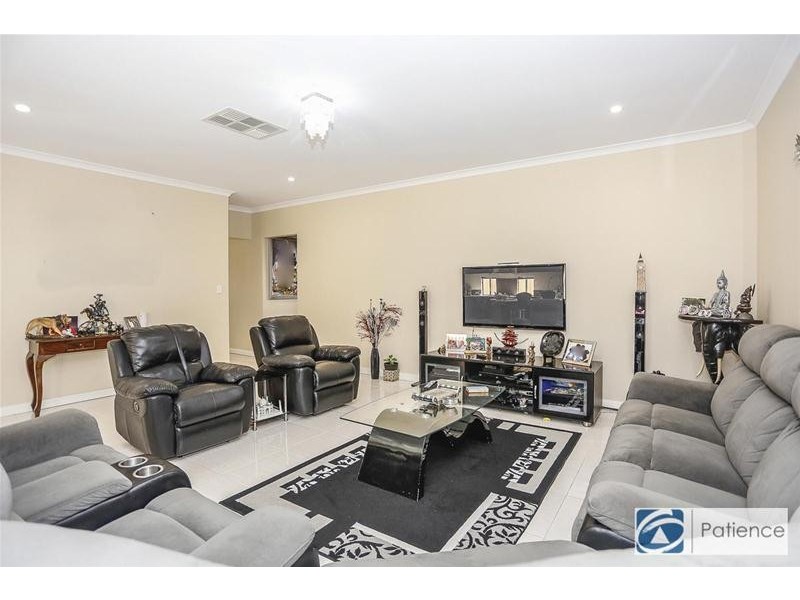 9 Coot Way, Tapping WA 6065