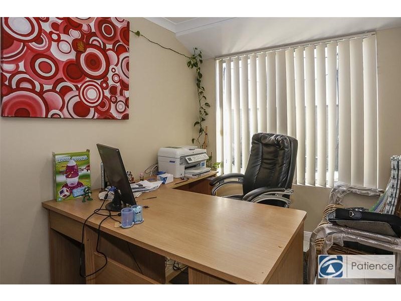 9 Coot Way, Tapping WA 6065