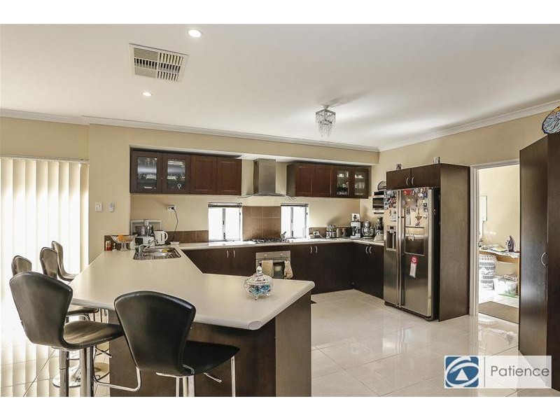 9 Coot Way, Tapping WA 6065