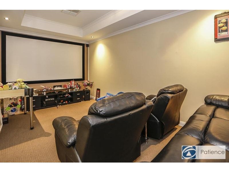 9 Coot Way, Tapping WA 6065