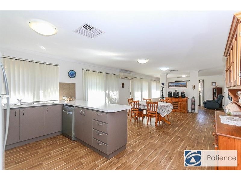 6 Carlin Way, Butler WA 6036