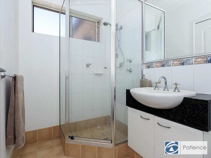 19/2 Plaistow Street, Joondalup WA 6027