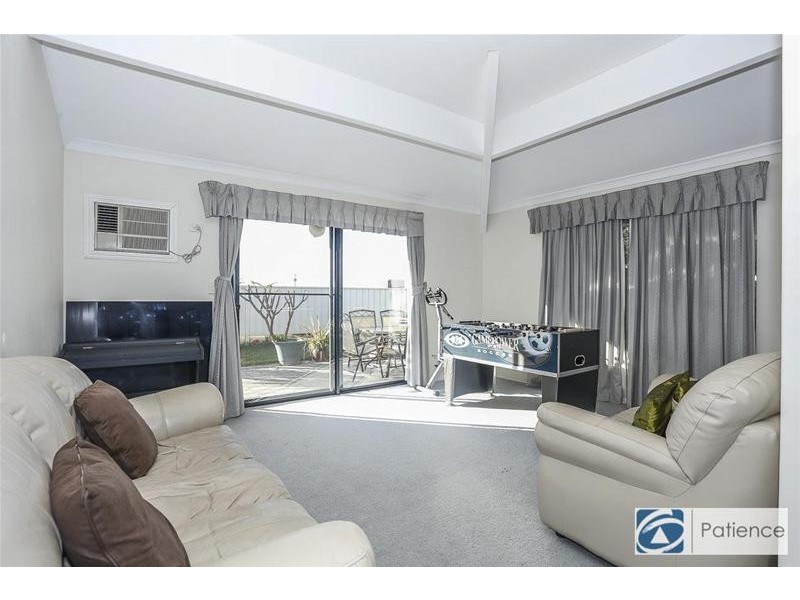 26 Royal Scot Loop, Currambine WA 6028