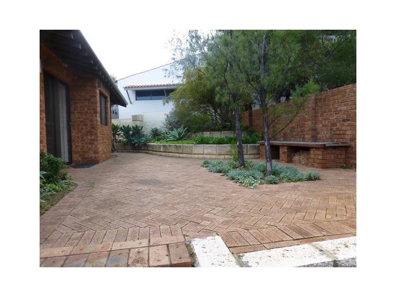 24A King Albert Road, Trigg WA 6029