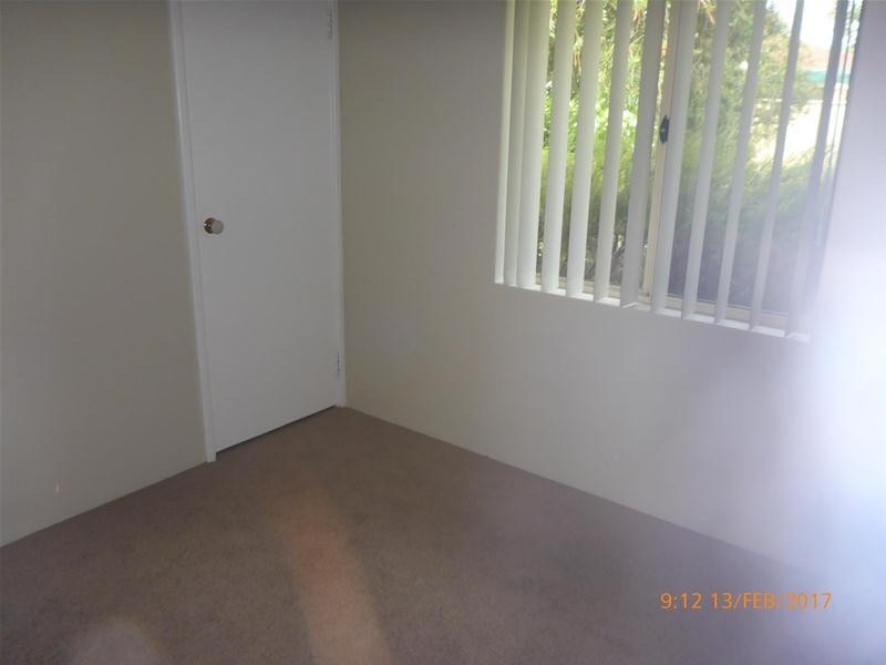 25 Picton Terrace, Alexander Heights WA 6064