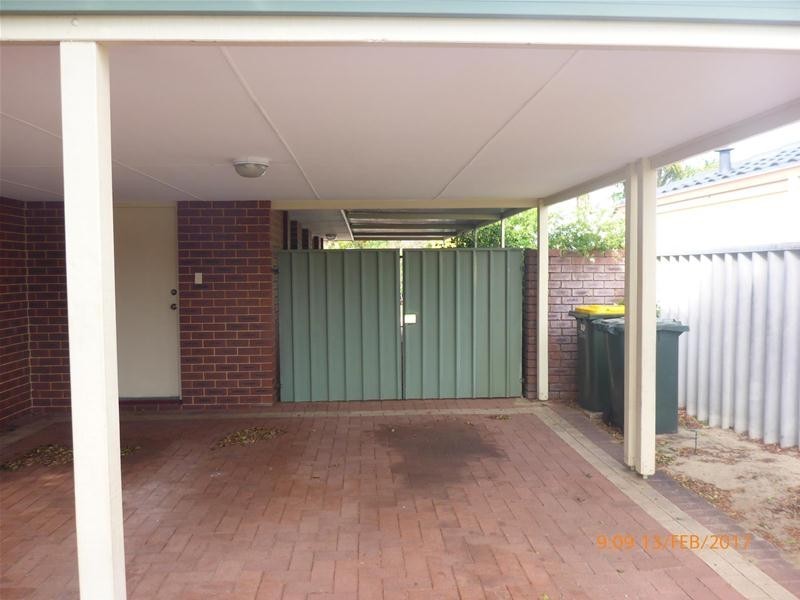 25 Picton Terrace, Alexander Heights WA 6064