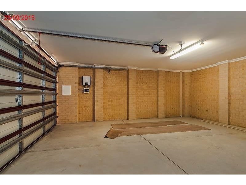 2/217 RAVENSCAR Street, Doubleview WA 6018