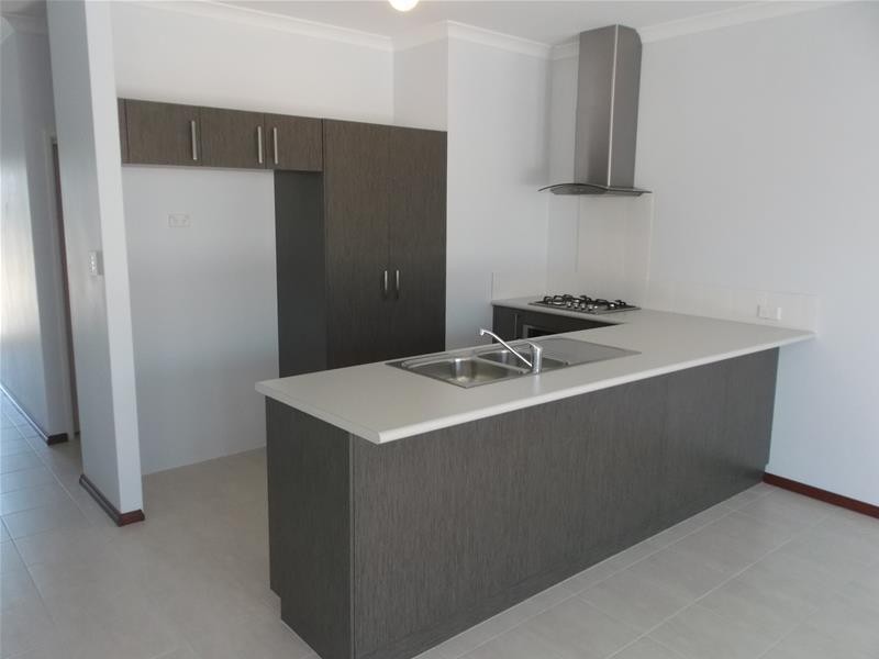 217 Camborne Parkway, Butler WA 6036