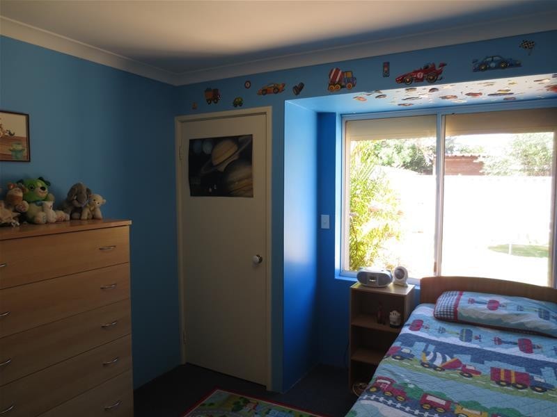 8 Tarbolton Gardens, Kinross WA 6028